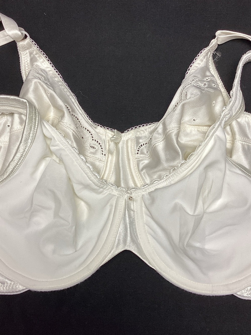VINTAGE 2 Bras 34C Lilyette Minimizer Bra & WOW Bra White Underwire Excellent